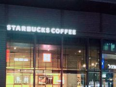 -星巴克臻选(惠州华贸天地1楼店)