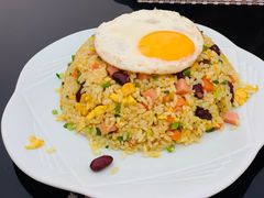 -敦煌山庄摘星阁