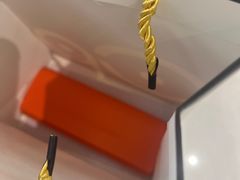 -J-Optical佳视明眼镜·蔡司视觉(青岛金茂览秀城店)