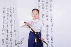 -龙宝宝儿童摄影馆