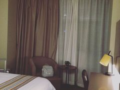 -如家精选酒店(苏州火车站万达广场地铁站店)