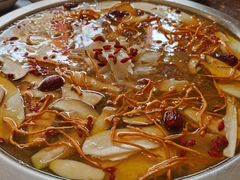 -云南邹记天麻火腿鸡(簇桥店)