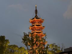 -龙华寺