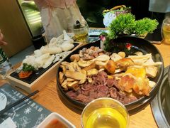 -一朵菌·野生菌探索家火锅(南亚店)