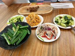 -嘻小北·兰州清汤牛肉面(太平洋森活天地店)
