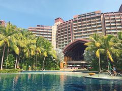 -三亚湾海居铂尔曼度假酒店