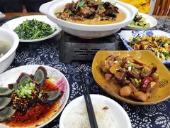 -记忆湘菜馆(芙蓉镇店)