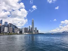 -香港回归祖国纪念碑