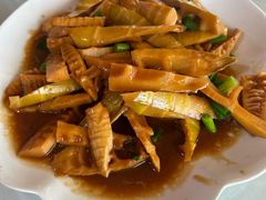 -小六农家乐(崇明西沙湿地店)