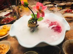 -老牌坊云南鱼豆花火锅(爱建店)