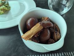 -亚洲国际大酒店·云顶阁旋转自助餐厅