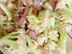 腊味炒菜花-关氏饮食店