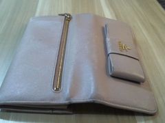 -爱革·奢品·鞋包·衣物·家居(博荟广场店)