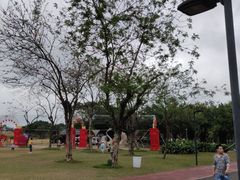 -万绿园