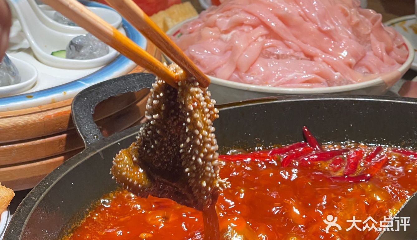 来重庆吃的第一顿火锅!