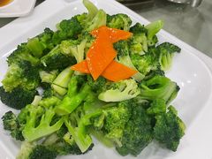 -东四民芳餐厅(世茂工三店)