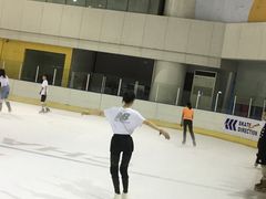 -冠军冰场CHAMPION RINK(百联又一城店)
