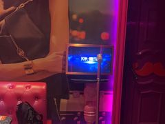 -UK派对KTV(日月广场店)
