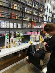 -马克男发时尚店