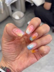 -七彩虹美甲美睫 半永久