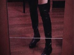 -STUART WEITZMAN(静安嘉里中心店)