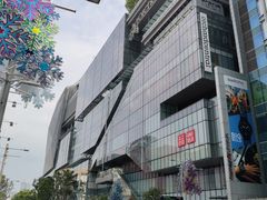 -爱雍·乌节