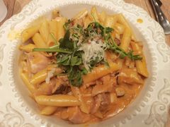 -玛格萝妮比萨屋(四平店)