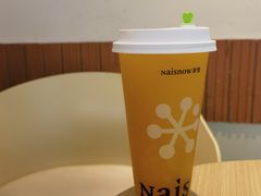 -奈雪的茶(世茂广场店)