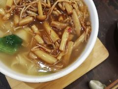 麻辣三菇面-五观堂素食(新华路店)