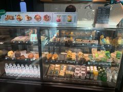 面包甜点陈列柜-星巴克(来福士2F店)
