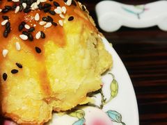 爆汁叉烧酥-维园悦谱·海派家常菜(乌鲁木齐南路店)