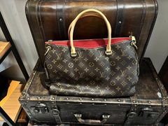 -小飞侠奢侈品回收 寄卖 养护(宝山宝龙广场店)