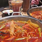 无名冒菜真的太绝啦！食材丰富新鲜，牛肉嫩滑、蔬菜爽口