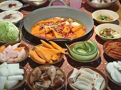 -赵美丽·重庆社区火锅·直营店(火车东站·中豪国际店)