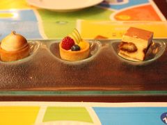 -香格里拉鱼跃地中海西餐厅·牛排披萨