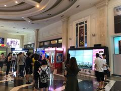 -SFC上影影城(南京新城市广场店)