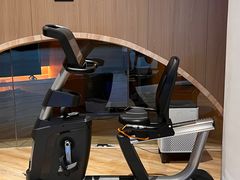 -涨巢·潮玩水疗局