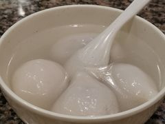 黑芝麻汤团-七宝老街汤团(上海世纪汇广场店)