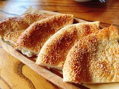 新疆馕饼-清真·双公羊·馕坑烤全羊(奥体店)