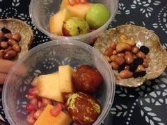 时令水果-蜗牛小馆醉乡民谣云南菜(惠新西里店)