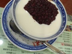 -赵记传承特色牛奶甜品(泉城广场店)