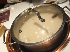 -洪氏嗨捞·猪肚鸡火锅(阳光天地店)