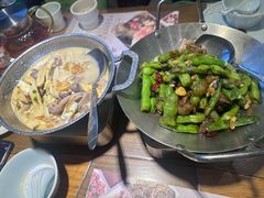 -黄泥岗·地道湖北菜(奥特莱斯店)