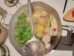 -左庭右院鲜牛肉火锅(金山万达店)