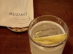 -简奥斯汀·赫本酒吧