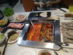 -新百幺妹火锅(新百广场万宇步行街总店)