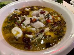 古镇酸菜鱼-江南古镇(斗西路万致创意园店)