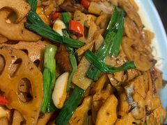 舌尖上的脆莲藕-有红鸡毛店·川菜(建设路店)