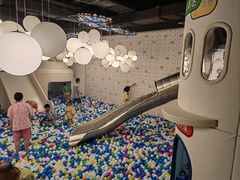 -涨巢·潮玩水疗局