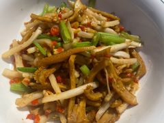 酸萝卜炒牛肚丝-大碗先生(万家丽店)